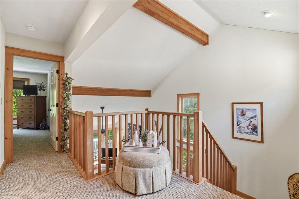 Image 29 of property listing at 344 HEMLOCK LN, Tannersville, PA 18372