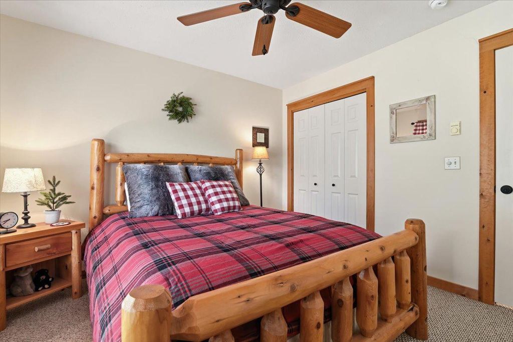 Image 35 of property listing at 344 HEMLOCK LN, Tannersville, PA 18372