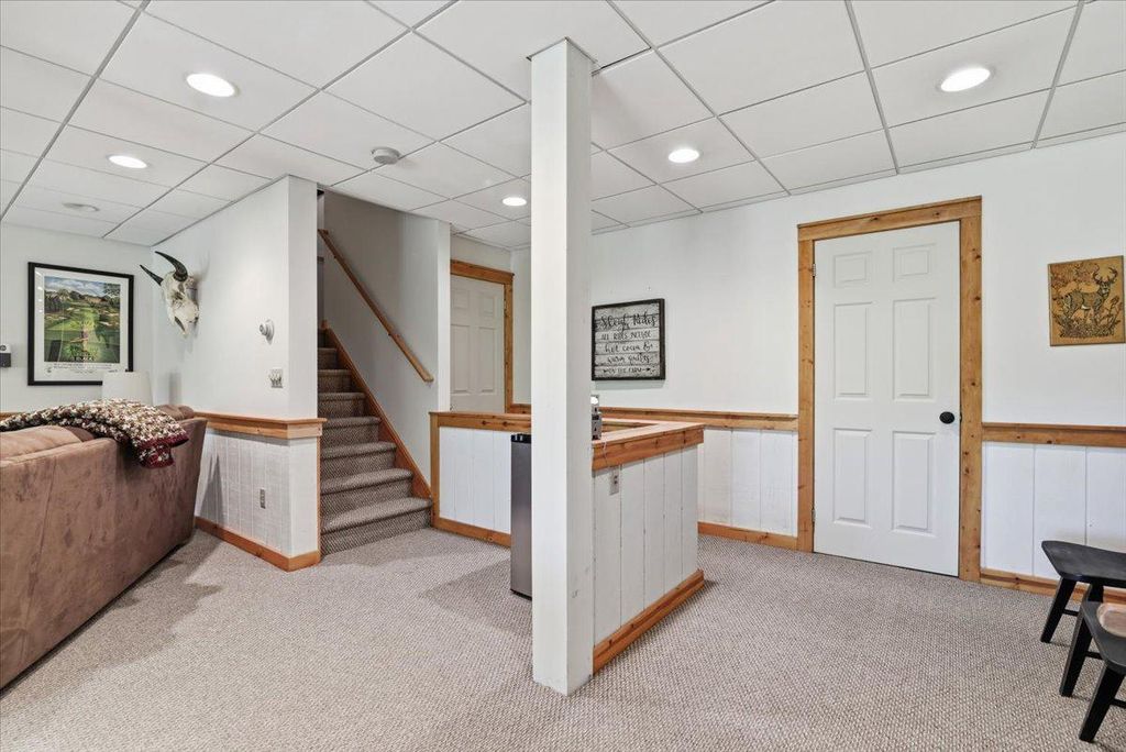 Image 37 of property listing at 344 HEMLOCK LN, Tannersville, PA 18372