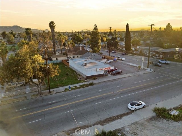 687 W 9th, San Bernardino, CA 92410