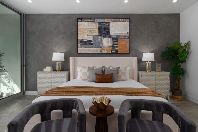 80 Lakeview Drive, Palm Springs, CA 92264