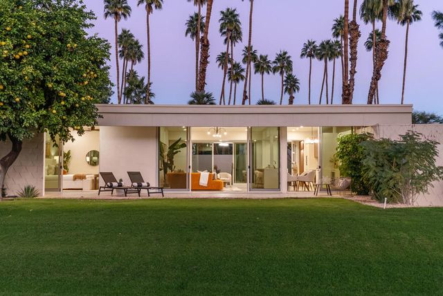 80 Lakeview Drive, Palm Springs, CA 92264