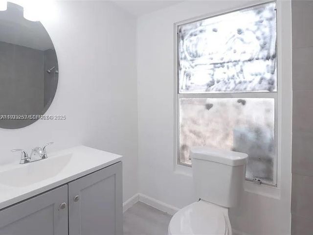 1927 Windsor Ave, West Palm Beach, FL 33407