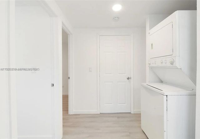 1927 Windsor Ave, West Palm Beach, FL 33407