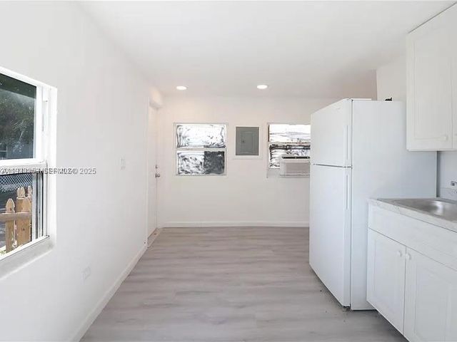 1927 Windsor Ave, West Palm Beach, FL 33407