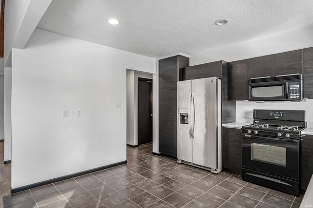 6124 Millhollow Lane, Fort Wayne, IN 46815