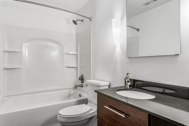 6124 Millhollow Lane, Fort Wayne, IN 46815