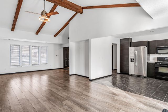 6124 Millhollow Lane, Fort Wayne, IN 46815