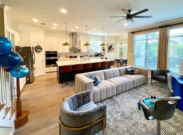 15904 Double Eagle DR, Austin, TX 78717