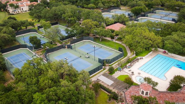 5 SANDHURST LN, San Antonio, TX 78257