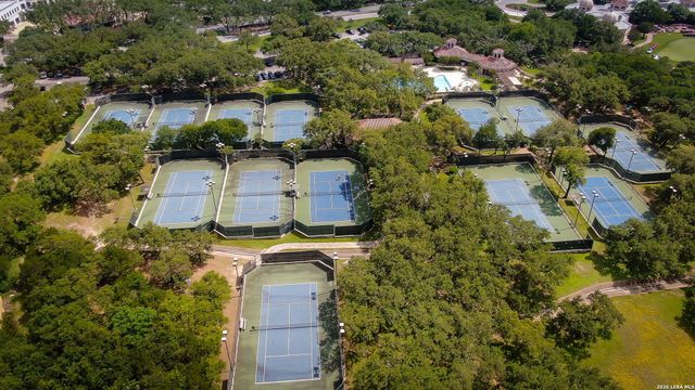 5 SANDHURST LN, San Antonio, TX 78257