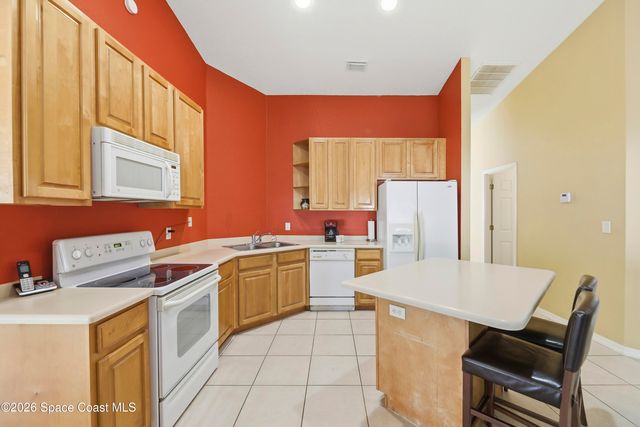 1142 NE Lincoln Street NE, Palm Bay, FL 32905