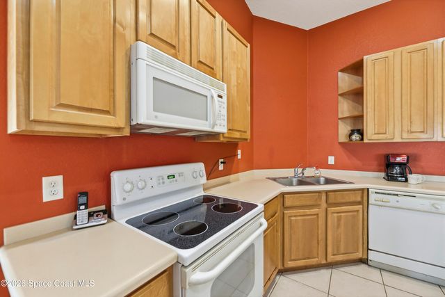1142 NE Lincoln Street NE, Palm Bay, FL 32905