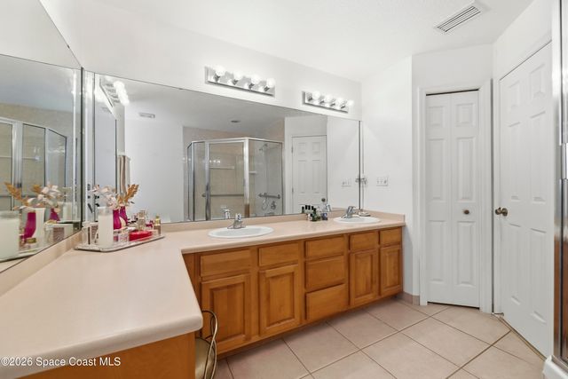 1142 NE Lincoln Street NE, Palm Bay, FL 32905
