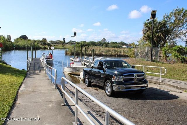1142 NE Lincoln Street NE, Palm Bay, FL 32905