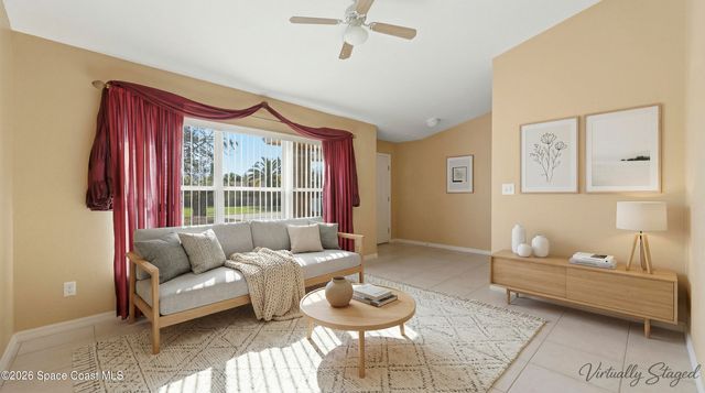 1142 NE Lincoln Street NE, Palm Bay, FL 32905