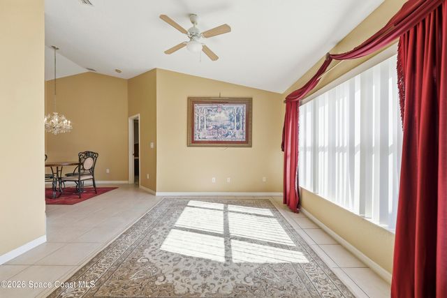 1142 NE Lincoln Street NE, Palm Bay, FL 32905