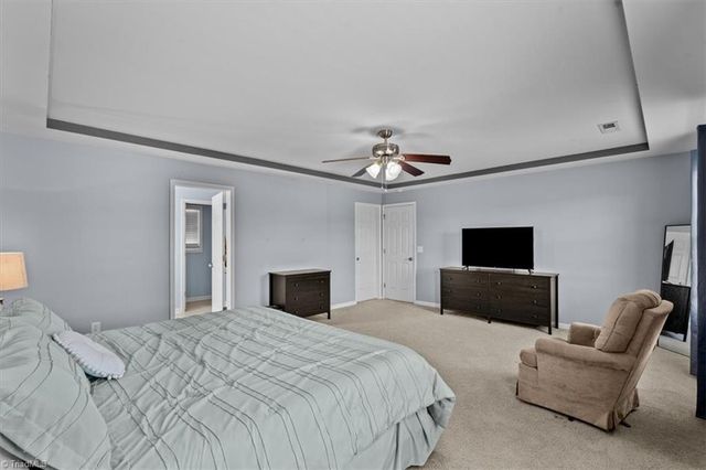 1869 Planters Walk Drive, Thomasville, NC 27360