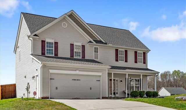 1869 Planters Walk Drive, Thomasville, NC 27360