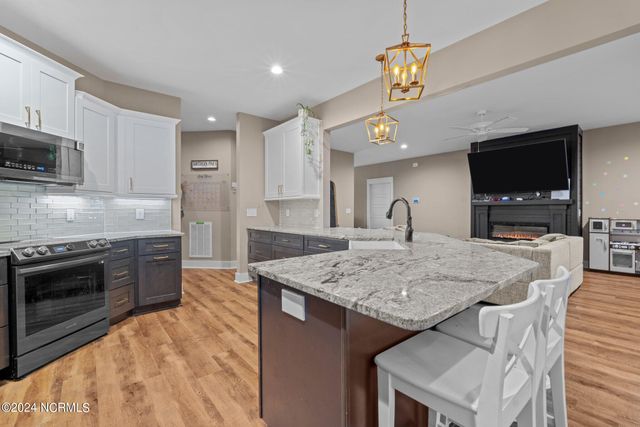 165 Riding Lane, Southern Pines, NC 28387