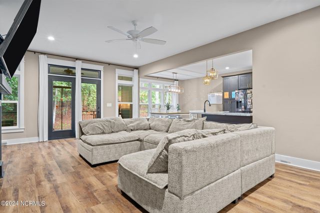 165 Riding Lane, Southern Pines, NC 28387