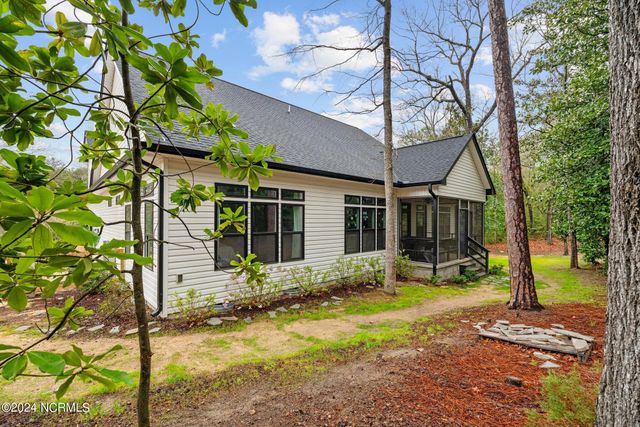 165 Riding Lane, Southern Pines, NC 28387