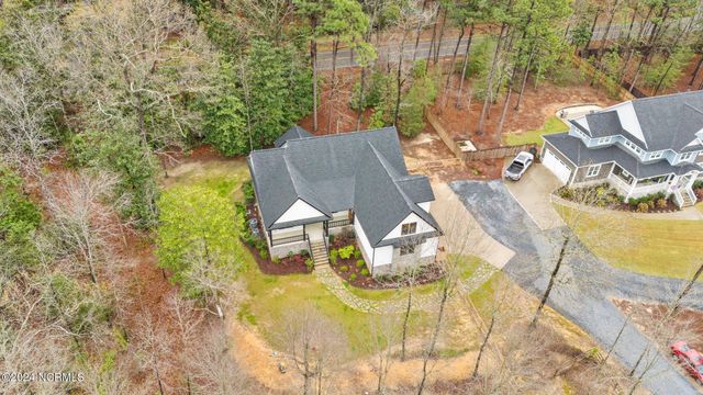165 Riding Lane, Southern Pines, NC 28387