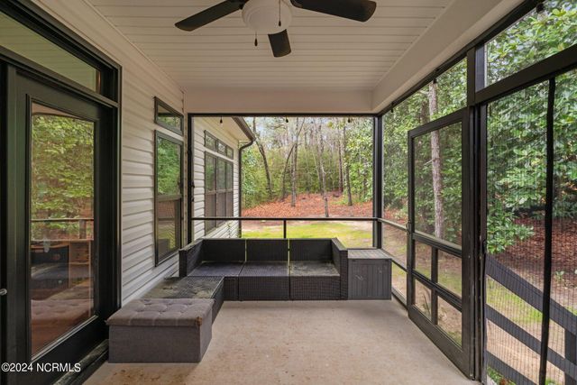 165 Riding Lane, Southern Pines, NC 28387