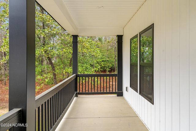 165 Riding Lane, Southern Pines, NC 28387