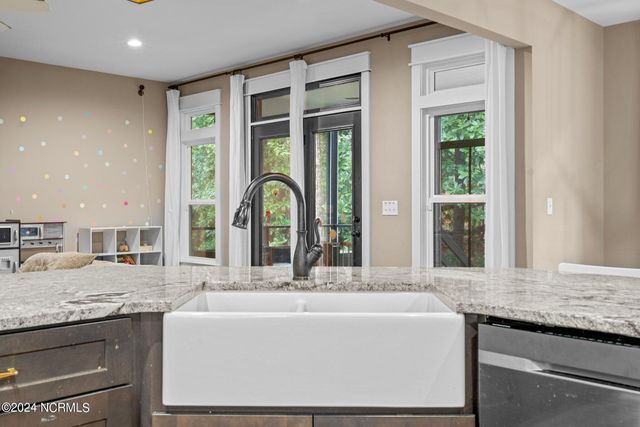 165 Riding Lane, Southern Pines, NC 28387