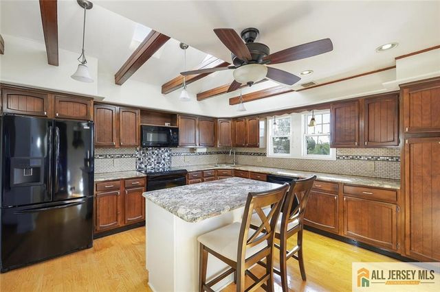 245 Carteret Avenue, Carteret, NJ 07008