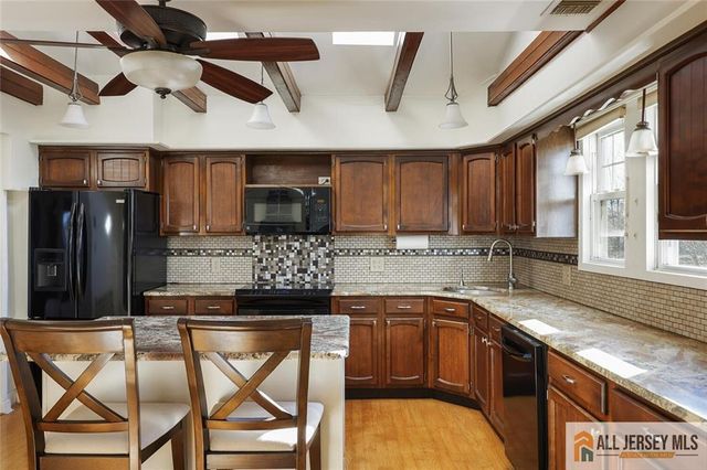 245 Carteret Avenue, Carteret, NJ 07008