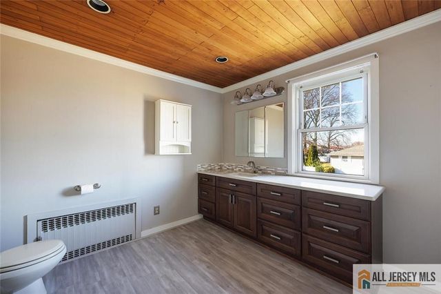 245 Carteret Avenue, Carteret, NJ 07008