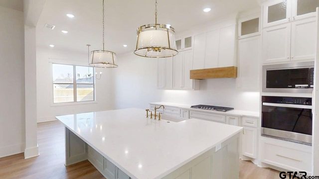 1212 Golden Eagle Way, Whitehouse, TX 75791