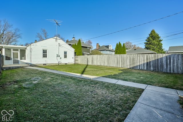 301 N Ridgeview Drive, Indianapolis, IN 46219