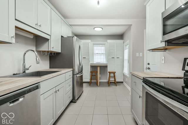 301 N Ridgeview Drive, Indianapolis, IN 46219