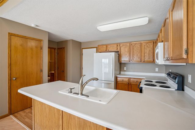 105 SE Little Beaver Court, Grimes, IA 50111