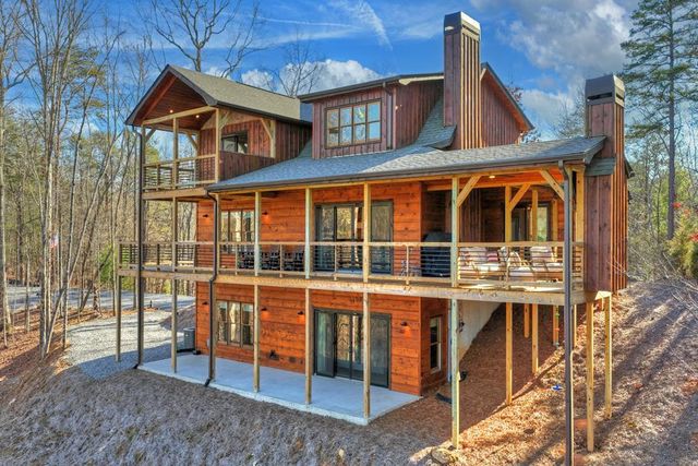 315 River Retreat Road, Blue Ridge, GA 30513
