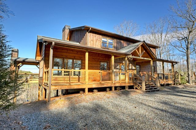 315 River Retreat Road, Blue Ridge, GA 30513