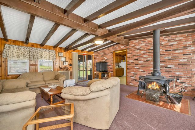 16 Robin Lane, Moultonborough, NH 03254