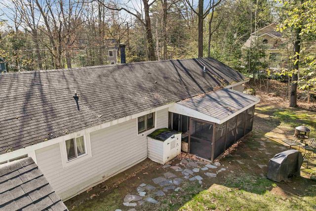 16 Robin Lane, Moultonborough, NH 03254