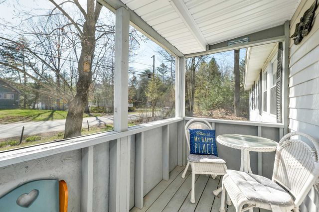 16 Robin Lane, Moultonborough, NH 03254