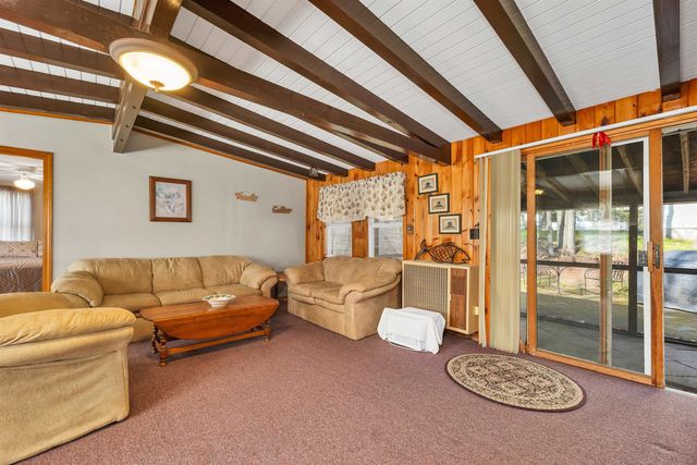 16 Robin Lane, Moultonborough, NH 03254
