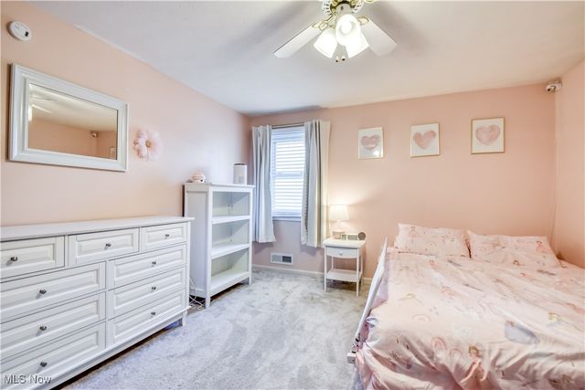 19520 Harsax Avenue, Cleveland, OH 44135