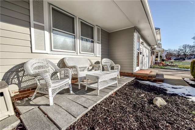 19520 Harsax Avenue, Cleveland, OH 44135