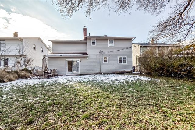 19520 Harsax Avenue, Cleveland, OH 44135