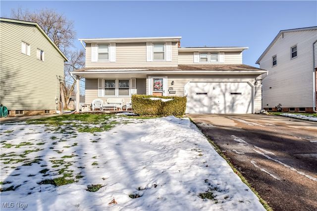 19520 Harsax Avenue, Cleveland, OH 44135