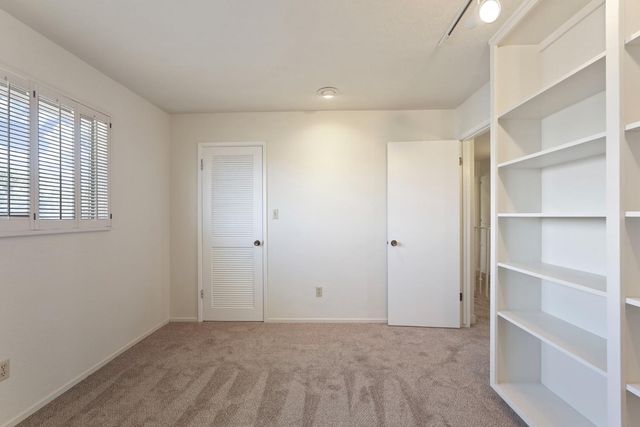 816 Evert Ct, Lodi, CA 95242