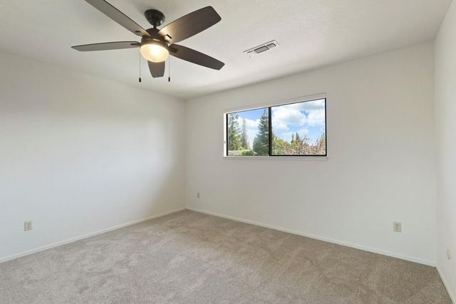 816 Evert Ct, Lodi, CA 95242