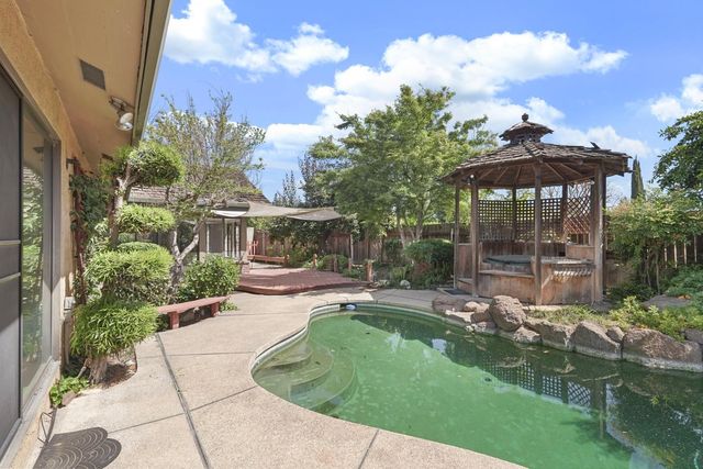 816 Evert Ct, Lodi, CA 95242